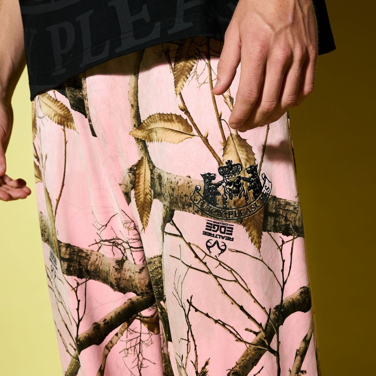 Pleasures x Juicy Couture Realtree Velour Sweatpants