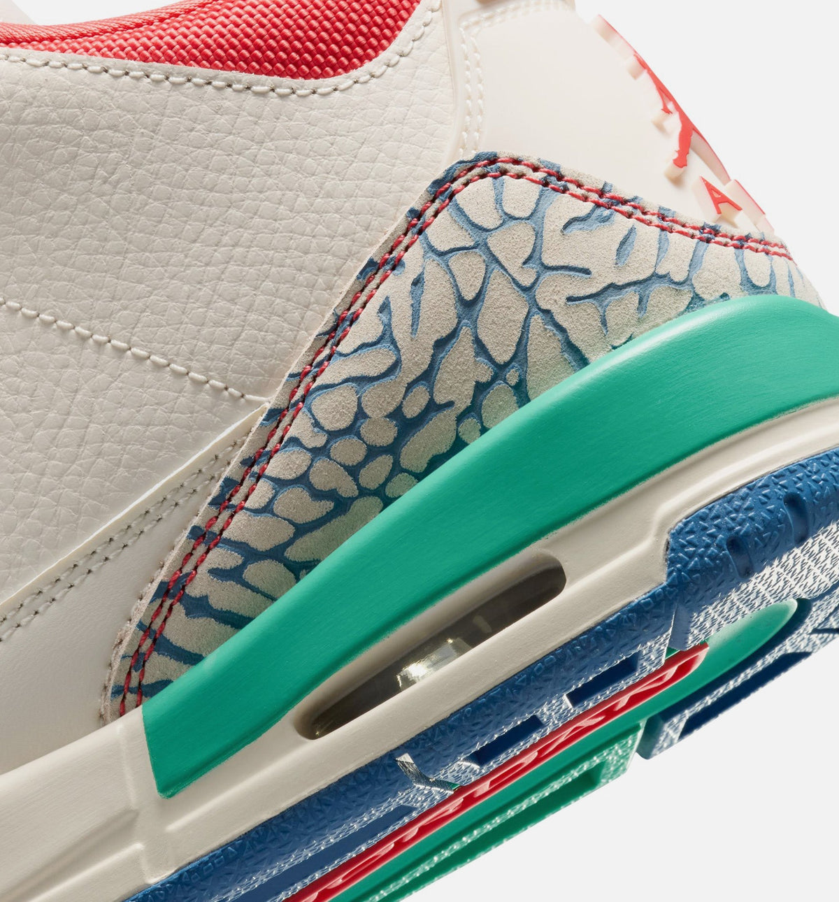 Air Jordan 3 Retro Play Your Way Big Kids' Sneakers - Chalk White / Red / True Blue / Green