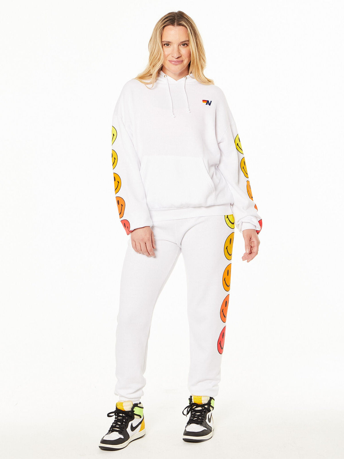 SMILEY SUNSET PULLOVER HOODIE