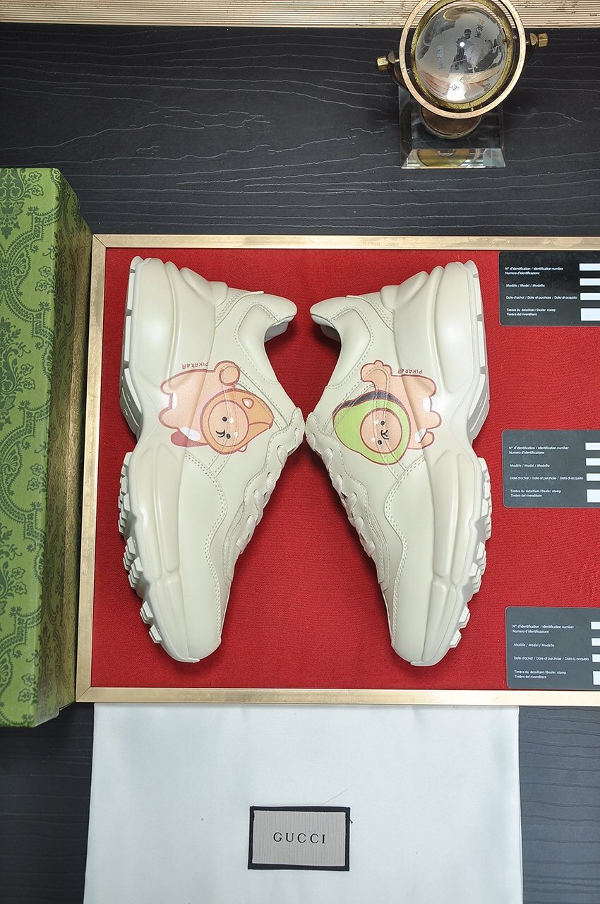 Gucci Bear Graphic Low-Top Sneakers